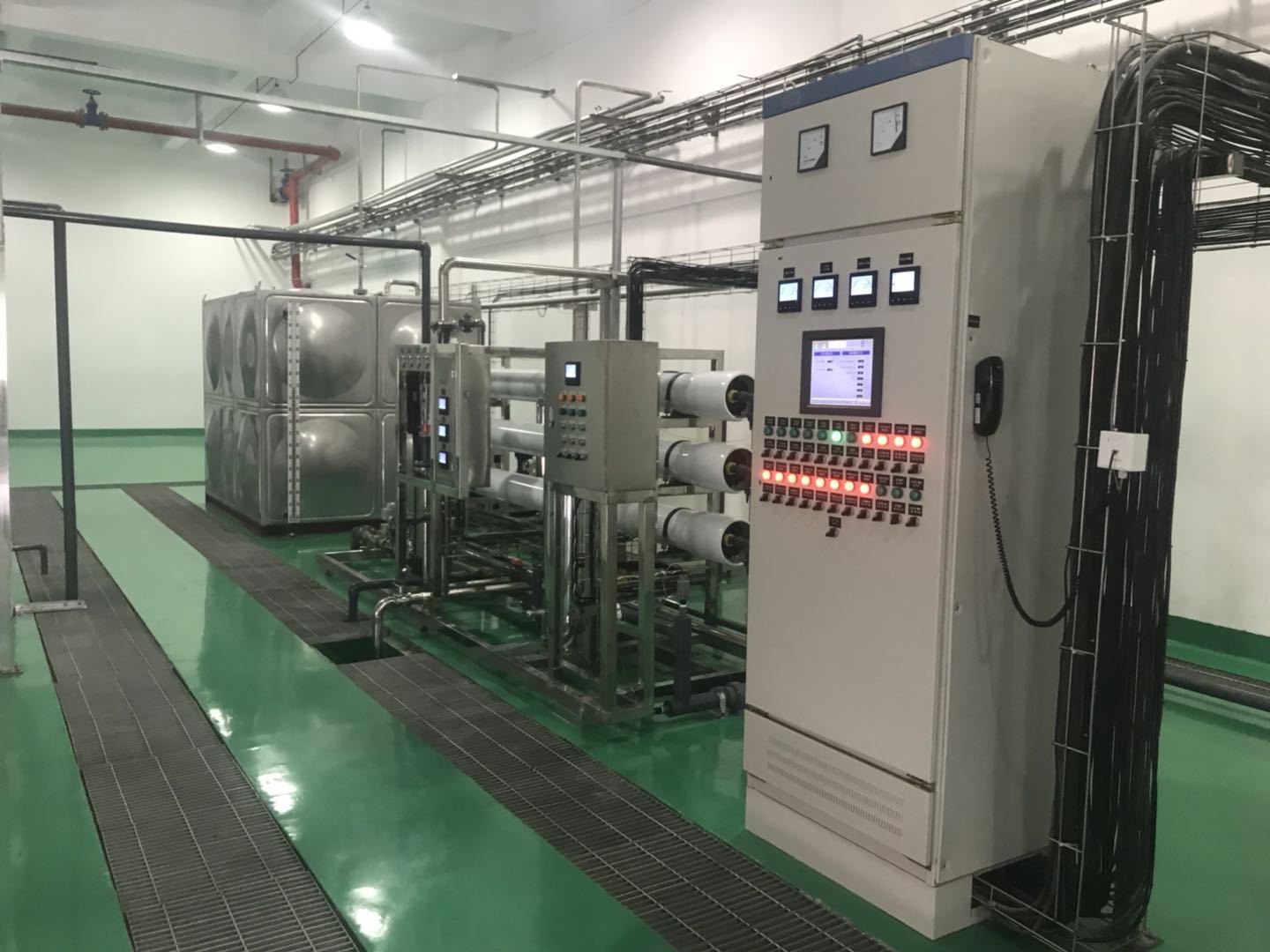 純水設備出現漏水怎么辦？